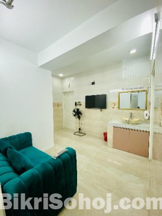 Premium 2-BR Serviced Apartment | Bashundhara R/A